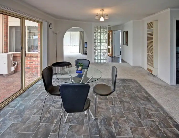 Fifth view of Homely house listing, 2 Alfred Pl, Bairnsdale VIC 3875