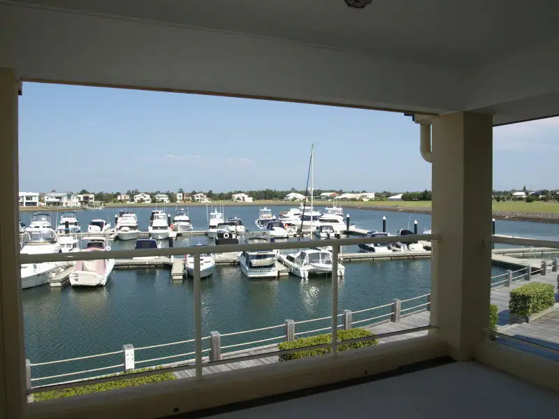 Main view of Homely unit listing, 2/5 Harrigans Lane, Jacobs Well QLD 4208