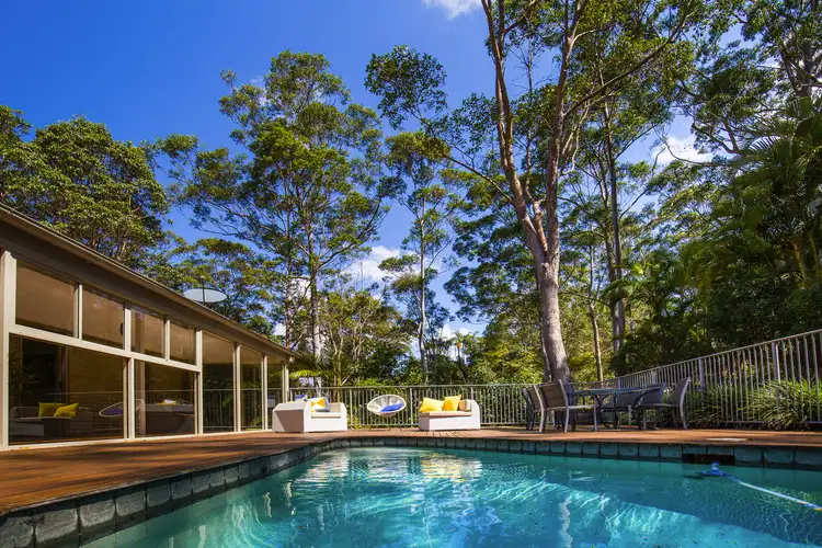 9 Hinterland Cl, Tinbeerwah QLD 4563
