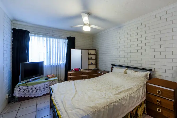 Seventh view of Homely unit listing, 2/77 Bradman Ave, Maroochydore QLD 4558