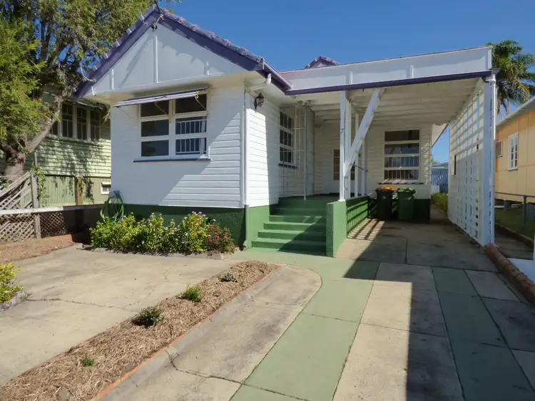 Second view of Homely house listing, 7 Moreton Ave, Redcliffe QLD 4020