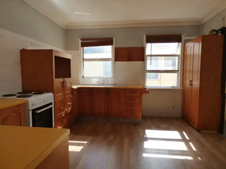 Seventh view of Homely house listing, 7 Moreton Ave, Redcliffe QLD 4020