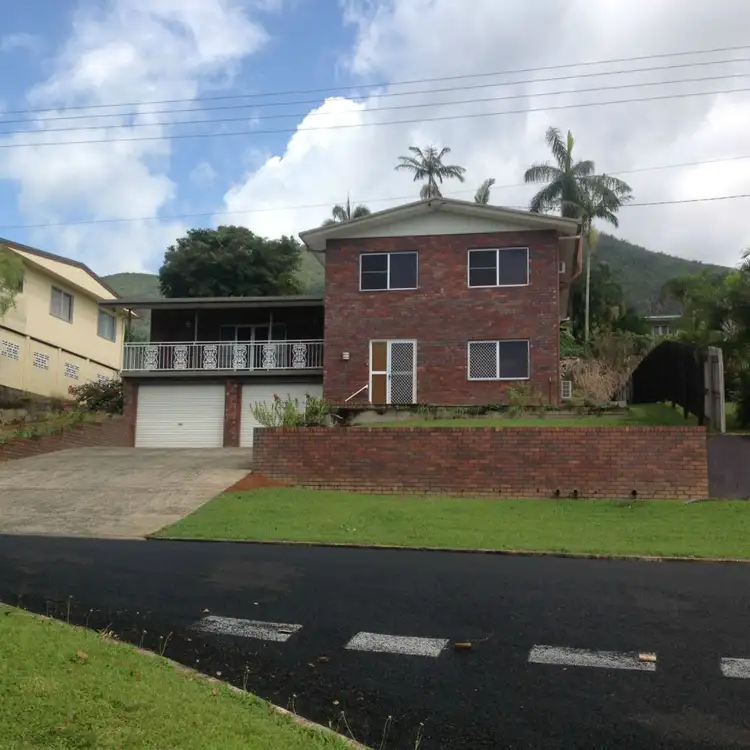 11 Hielscher Street, Tully QLD 4854