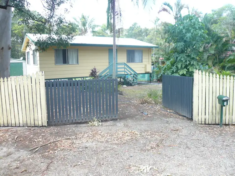 8 William Street, Macleay Island QLD 4184