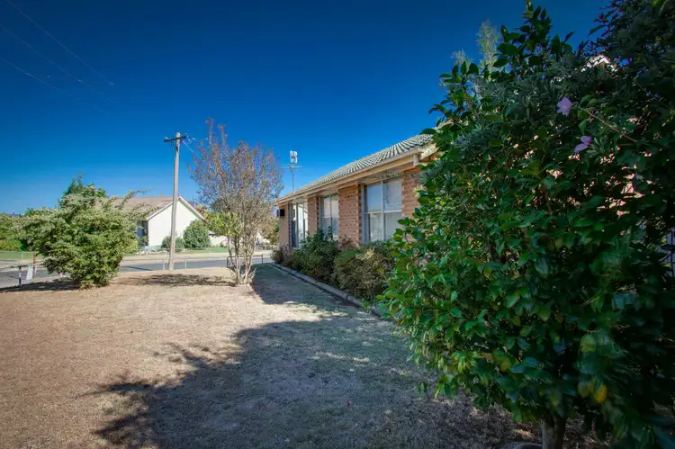 22 Hamilton Crescent, Corryong VIC 3707
