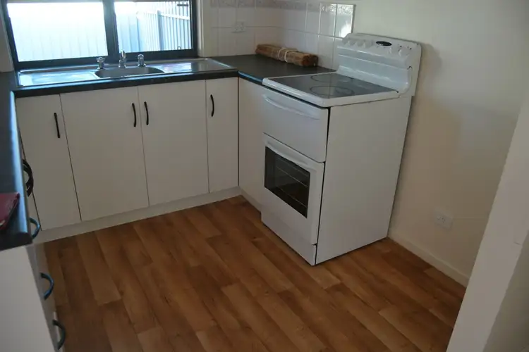 Seventh view of Homely house listing, 4C Cacatua Close, Roxby Downs SA 5725
