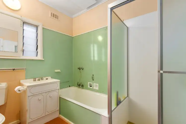 Fifth view of Homely house listing, 31 Boisdale St, Maffra VIC 3860