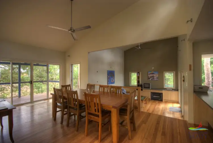 41 Satinwood Rd, Rainbow Beach QLD 4581