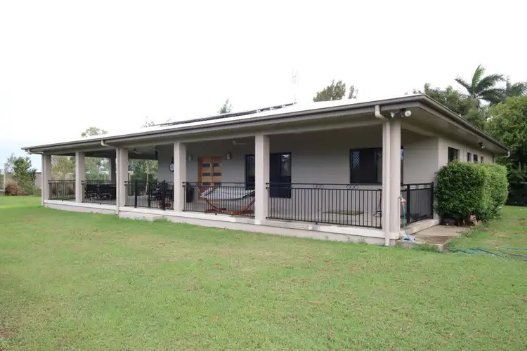 47A BOWLING Green, Brandon QLD 4808