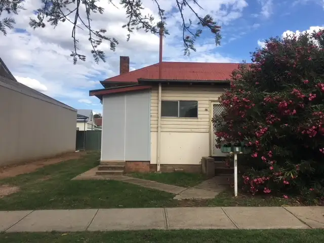 67 Marquis St