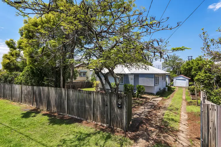 32 Harrowby Street, Corinda QLD 4075