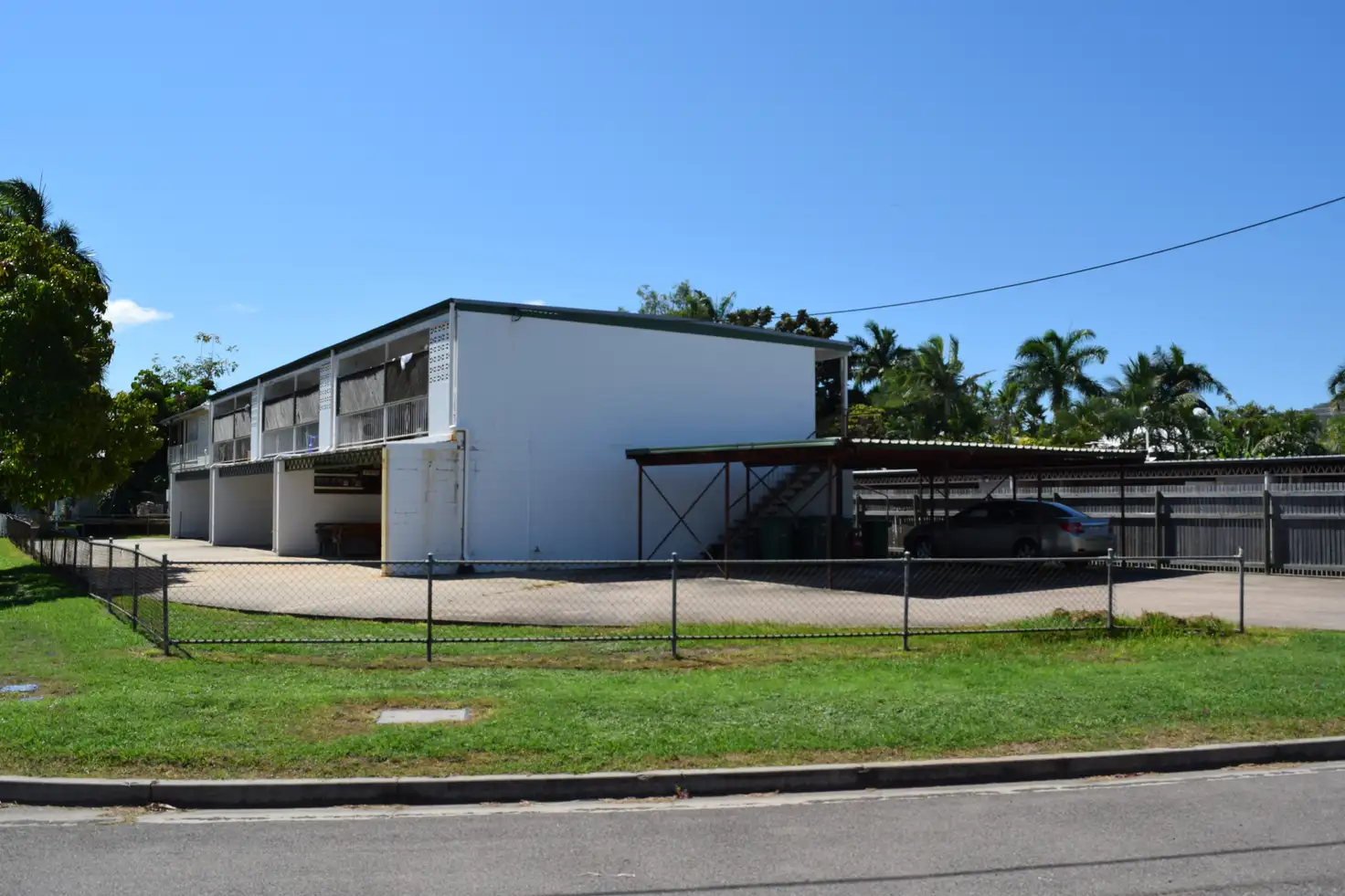 Main view of Homely unit listing, Unit 4/7 Mcintosh St, Hermit Park QLD 4812