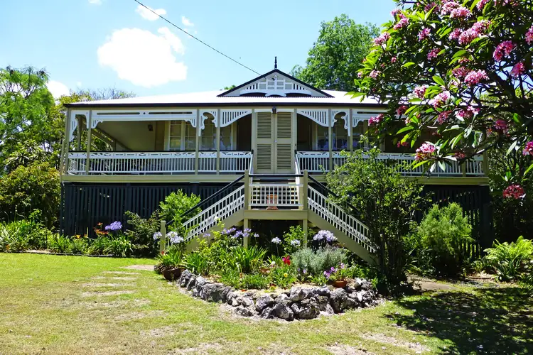 59 Chermside Rd, Eastern Heights QLD 4305