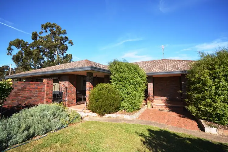 56 Newington Rd, Stawell VIC 3380