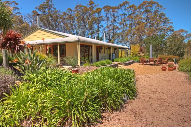 142 Cunningham Rd, Swan Reach VIC 3903