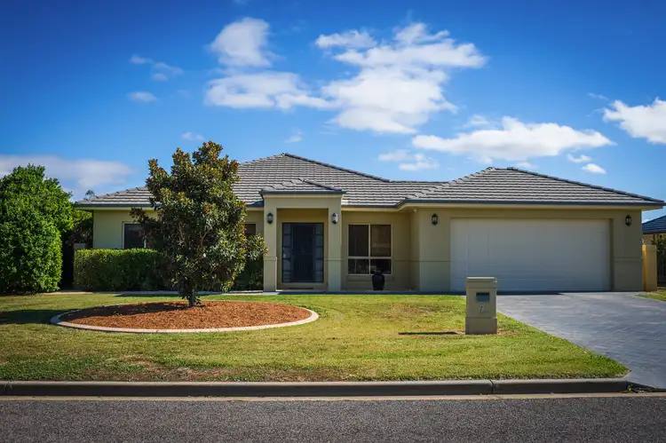 7 Gray St, Scone NSW 2337