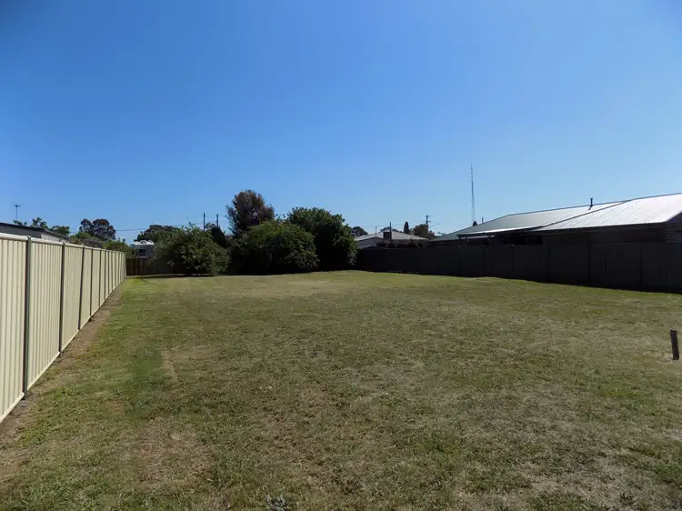 5 Stam Court, Maffra VIC 3860