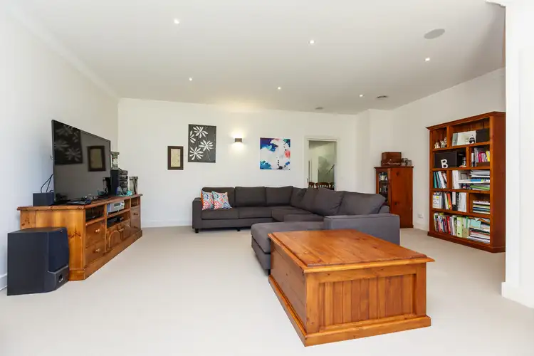 Second view of Homely house listing, 7 Ducret Court, Stratford VIC 3862