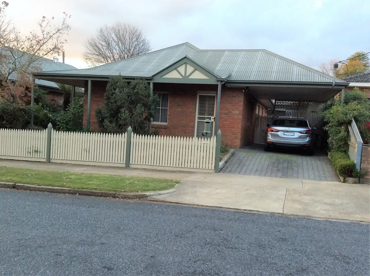 Main view of Homely unit listing, 1 Robert St, Myrtleford VIC 3737