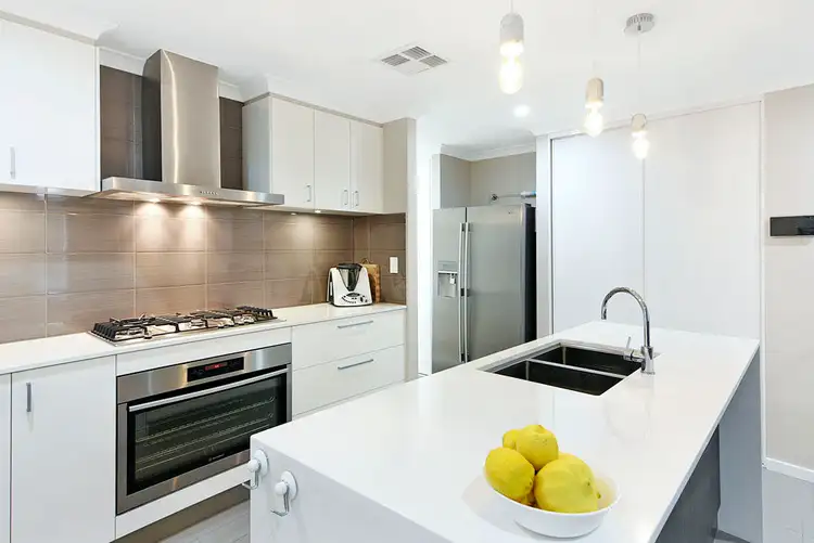 Sixth view of Homely house listing, 7 Herald Way, Dalyellup WA 6230
