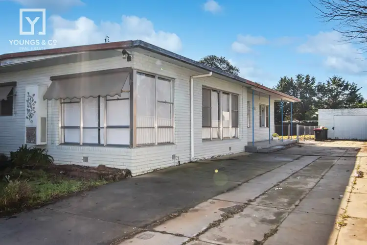 8 Rosalind St, Mooroopna VIC 3629