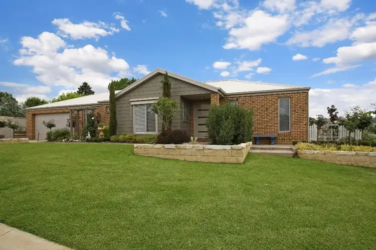 6 Cardiff Dr, Wodonga VIC 3690