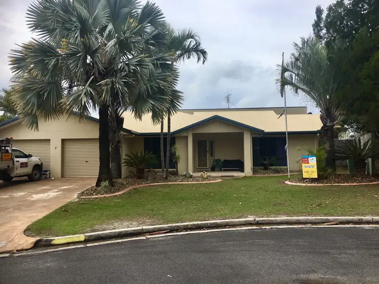 7 Dulkara Ct, Rainbow Beach QLD 4581