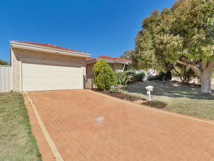 4 Macalpine Rtt, Kinross WA 6028