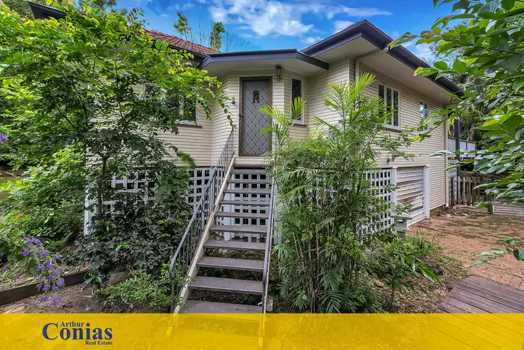 73 St Vincent Street, Ashgrove QLD 4060
