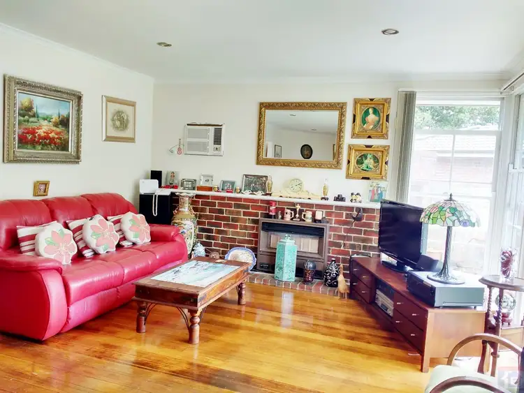Second view of Homely house listing, 4 Dianne Ct, Frankston VIC 3199