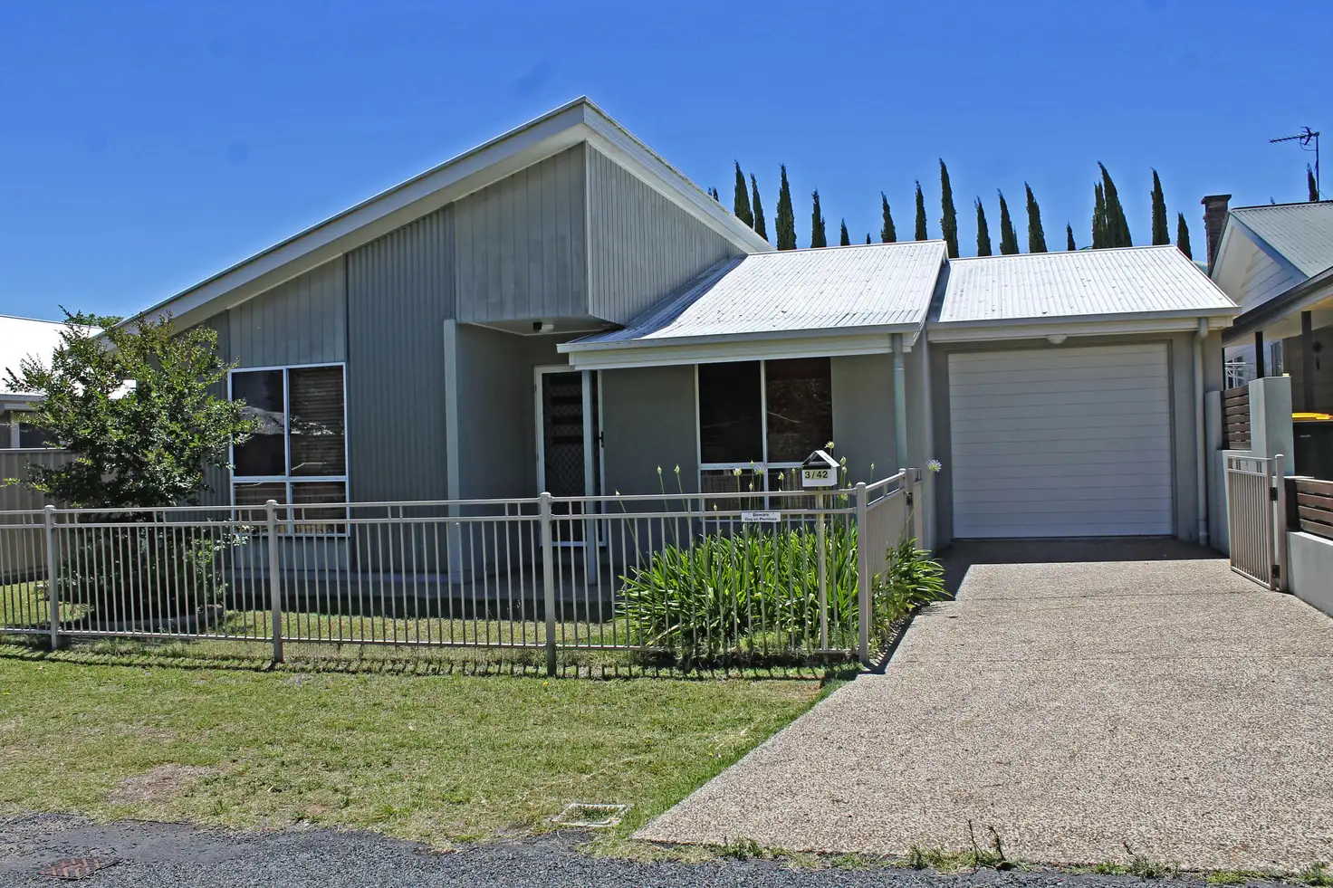 Main view of Homely unit listing, 3/42 Myrtle Ave, Warwick QLD 4370