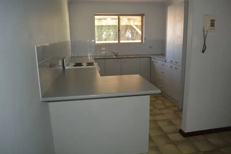 Fourth view of Homely unit listing, 4 6/8 Phibbs Court, Roxby Downs SA 5725