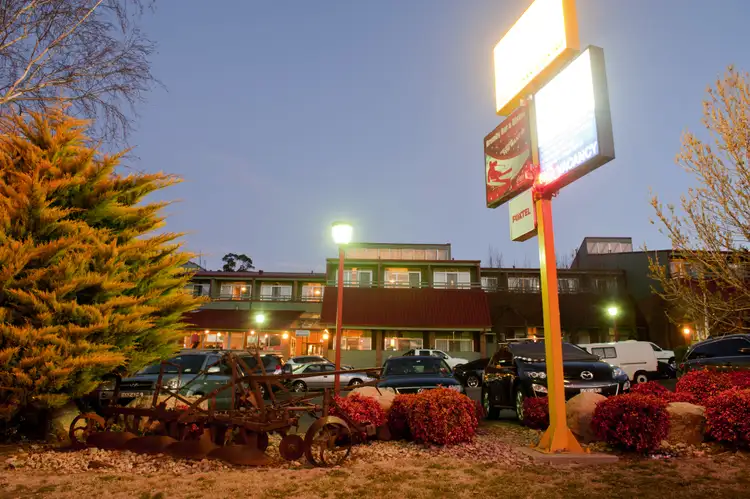 Sixth view of Homely unit listing, 33/2 Clyde St, Jindabyne NSW 2627