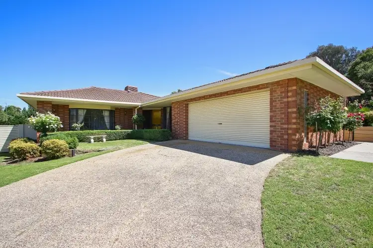 Main view of Homely house listing, 17 Glendale Ave, West Albury NSW 2640