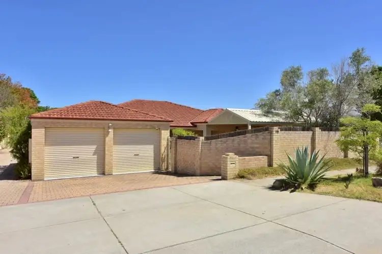 Main view of Homely villa listing, 1/118 Hardy Rd, Bayswater WA 6053