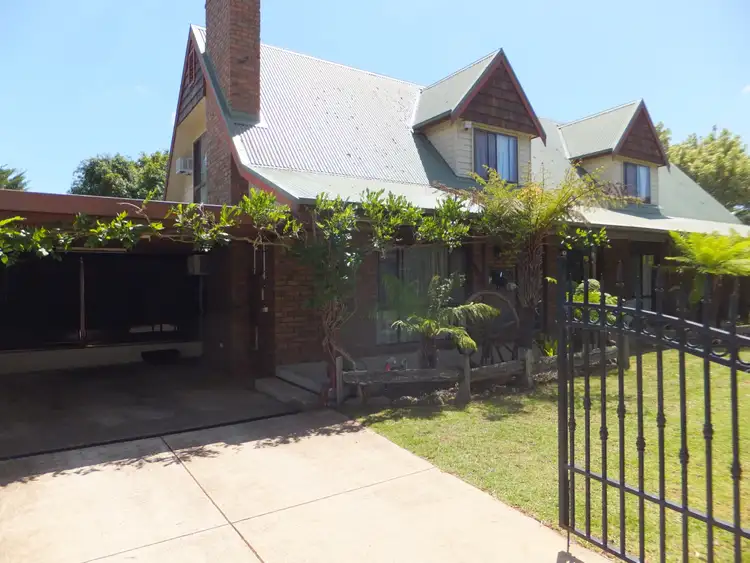 3 Allen Ct, Bairnsdale VIC 3875