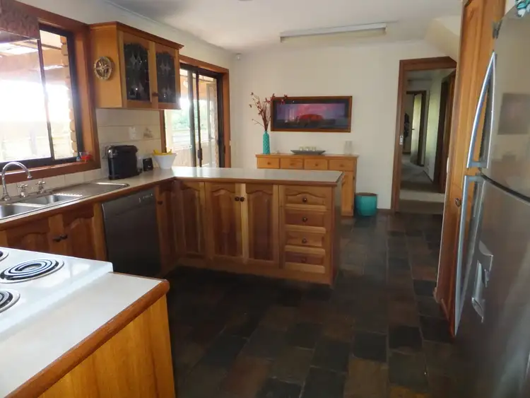 Third view of Homely house listing, 3 Allen Ct, Bairnsdale VIC 3875