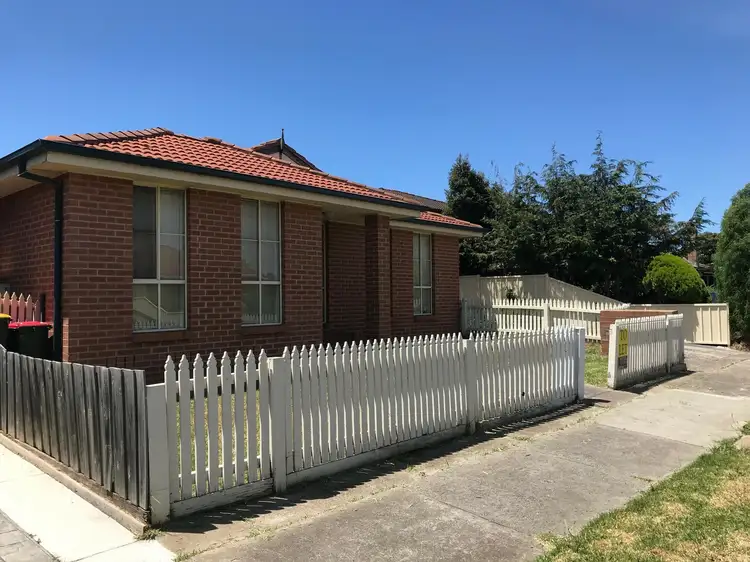 Main view of Homely unit listing, 1/20 Highlands Ave, Airport West VIC 3042