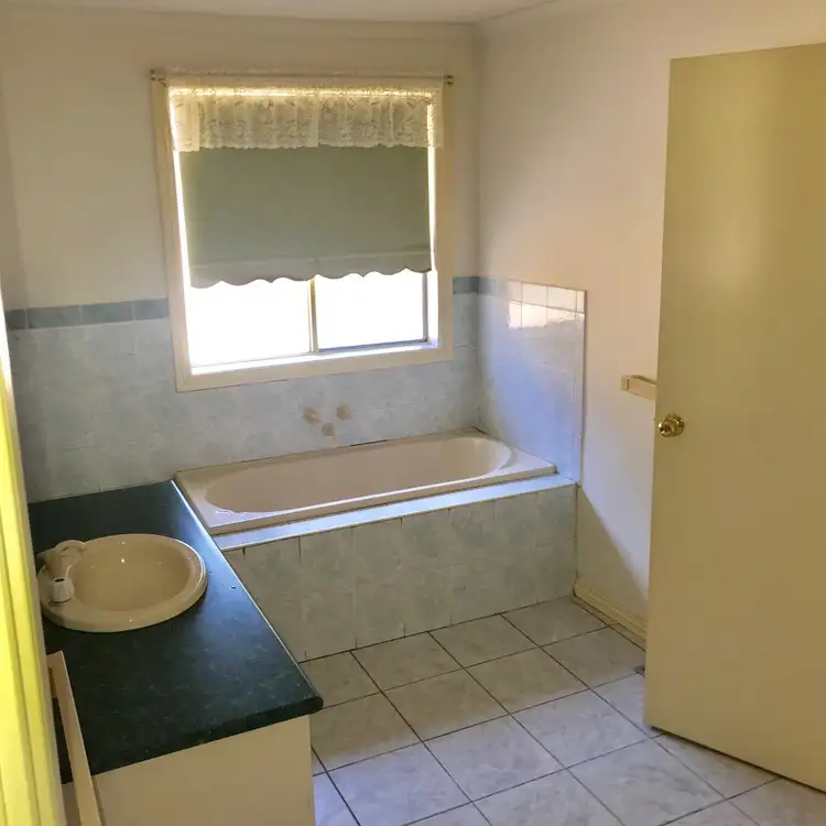Fifth view of Homely unit listing, 1/20 Highlands Ave, Airport West VIC 3042