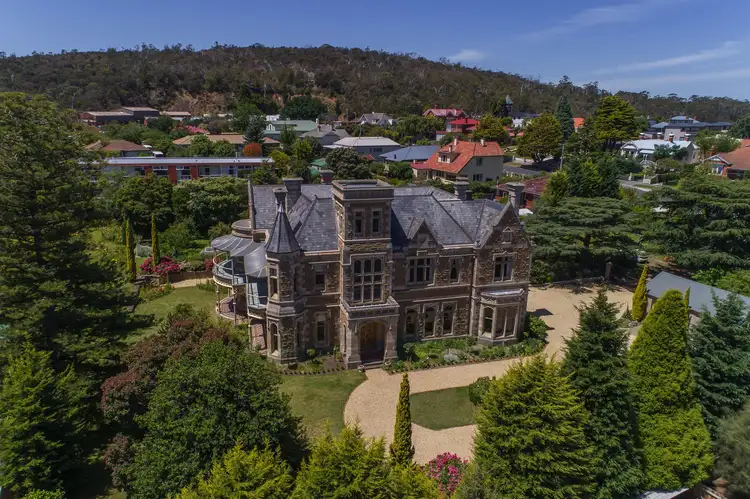 12 Stoke St, New Town TAS 7008