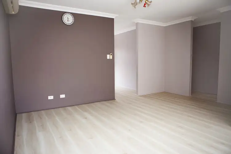Fifth view of Homely unit listing, 4/99 George Way, Cannington WA 6107