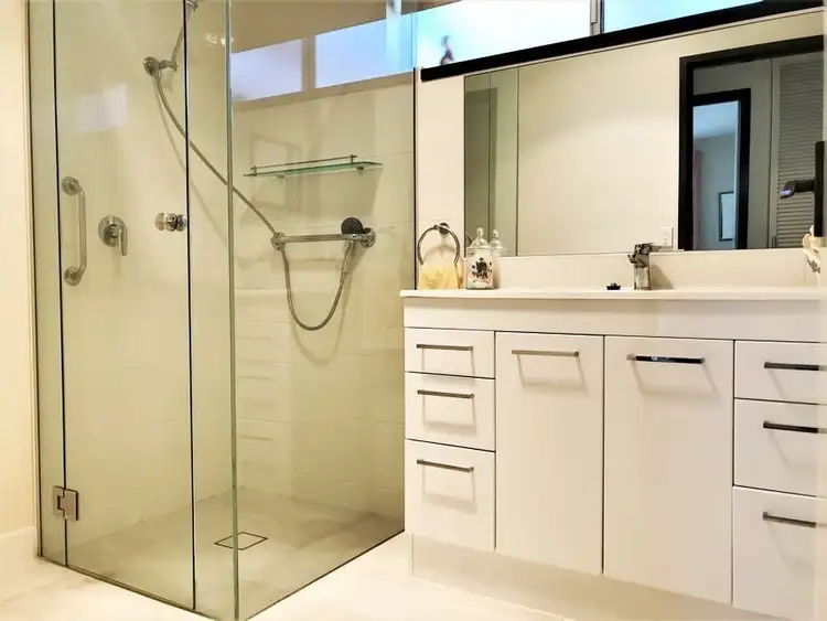 Fifth view of Homely house listing, 18 Townsend St, Flora Hill VIC 3550