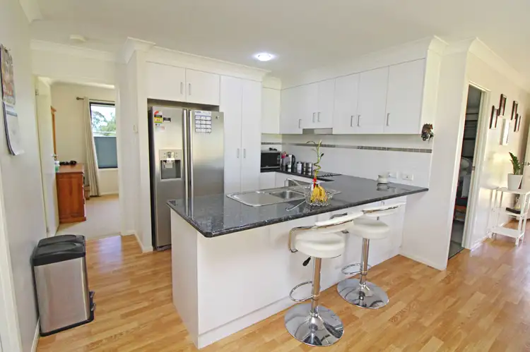 26 Allora St, Hendon QLD 4362