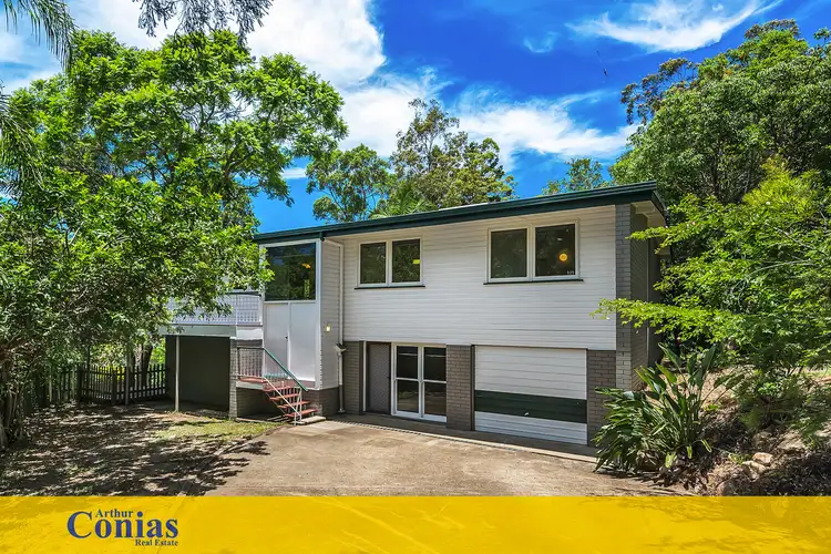 55 Almeida St, Indooroopilly QLD 4068