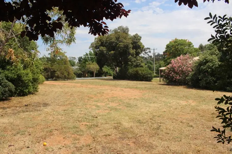 210 High St, Rutherglen VIC 3685