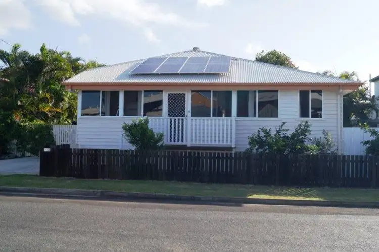 12 Charles Street, Maryborough QLD 4650