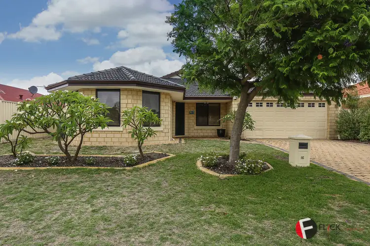 16 Keanefield Dr, Carramar WA 6031