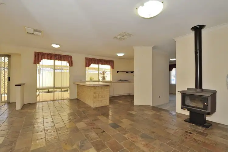 Seventh view of Homely house listing, 28 Borah Ct, Caversham WA 6055