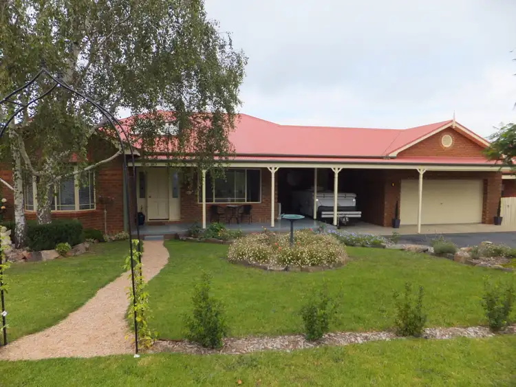 5 Nicole Court, Bairnsdale VIC 3875
