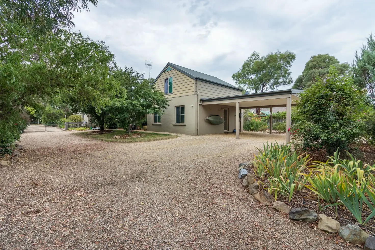 Main view of Homely house listing, 2 Ashby Drive, Bungendore NSW 2621